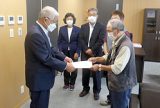 宮城県石巻市　インボイス実施延期の意見書採択　「業者にはデメリット」　石巻民商　会派回って説明